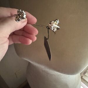 Elegant Silver Floral Brooch